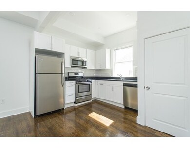 378 Windsor St unit 2, Cambridge, MA 02141 - photo 3