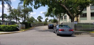 Inverrary Gardens I unit 4509, Lauderhill, FL 33319 - photo 6