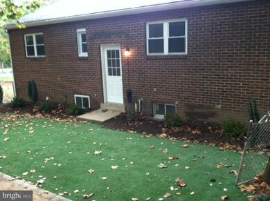 16000 Carroll Ave, Woodbridge, VA 22191 - photo 2