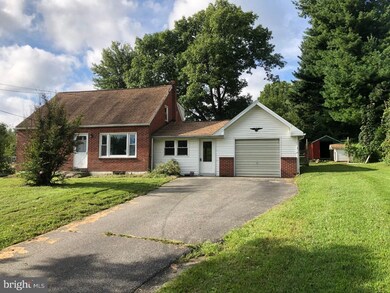 18 Peach Dr, Boyertown, PA 19512 - photo 2