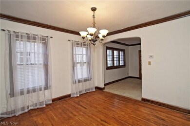 341 E 197th St, Cleveland, OH 44119 - photo 2