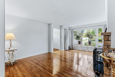 1319 Birmingham St, Saint Paul, MN 55106 - photo 7