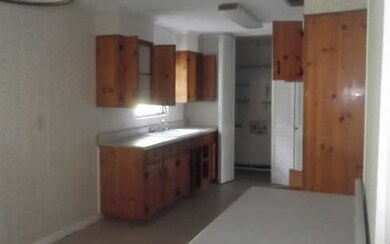 1044 NW Eadie St, Lake City, FL 32055 - photo 4