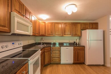 36 Acorn Ave, Fitchburg, MA 01420 - photo 3