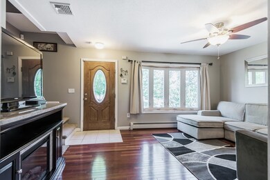 51 Saint Botolph St unit 51, Haverhill, MA 01832 - photo 2