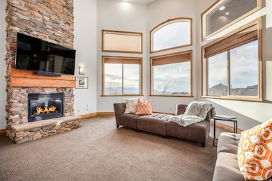 1263 E Wild Maple Ct, Draper, UT 84020 - photo 4