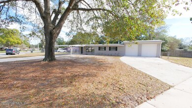 8090 Pierre Dr, Jacksonville, FL 32210 - photo 3