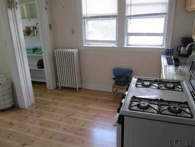 54 Pinewood Ave, Albany, NY 12208 - photo 5