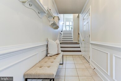 9276 Laurel Ridge Crossing Rd, Lorton, VA 22079 - photo 2