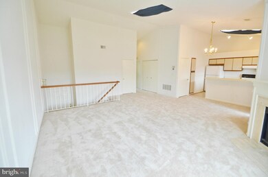 12947 Grays Pointe Rd unit C, Fairfax, VA 22033 - photo 5