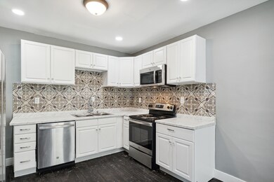 15-104-S-Lowe-St-Dowagiac-MI-46047-Windo