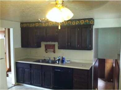 4743 Larkhall Ln, Columbus, OH 43229 - photo 3