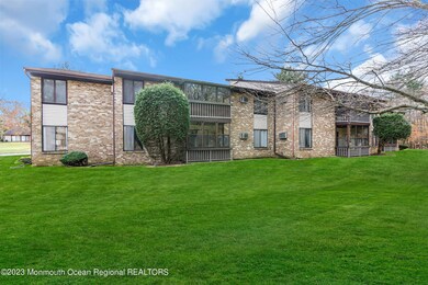 68 Overlook Way unit J, Manalapan, NJ 07726 - photo 5