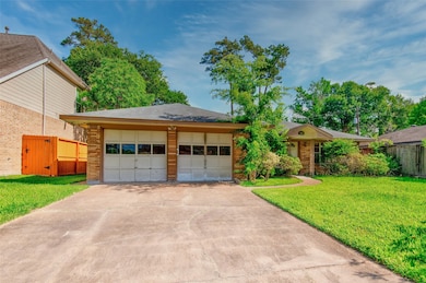 1826 Viking Dr, Houston, TX 77018 - photo 3