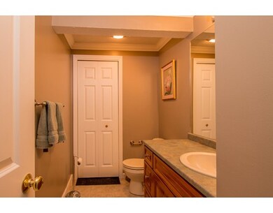 191 Bridle Cross Rd unit 191, Fitchburg, MA 01420 - photo 7