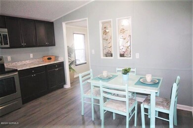 MLS 200121 Kitchen2 - Bow Ct 1107