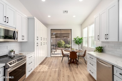 TONS OF KITCHEN STORAGE