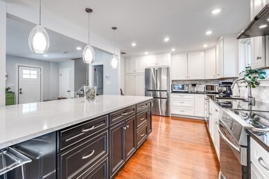 7 Sevland Rd, Newton Center, MA 02459 - photo 3