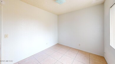 1297 E 25th St, Tucson, AZ 85713 - photo 4