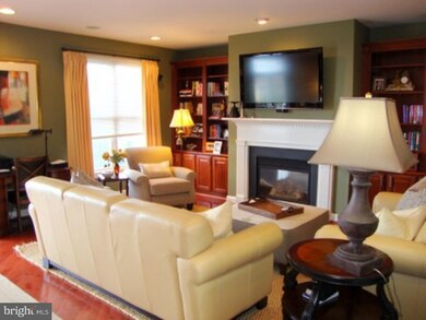1129 Riverview Ln, Conshohocken, PA 19428 - photo 7