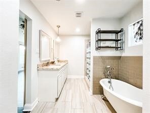 16818 Blackhawk Blvd, Friendswood, TX 77546 - photo 6