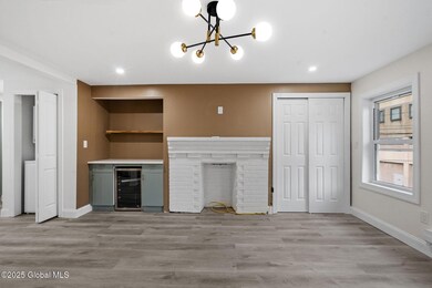 42 Spring St unit 2nd Fl, Albany, NY 12210 - photo 3