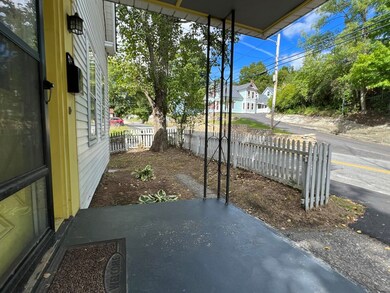 18 Hanover St, Claremont, NH 03743 - photo 6