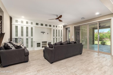 922 W Yellowstone Way, Chandler, AZ 85248 - photo 5