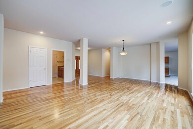 1072 SE Shadowood Dr-7