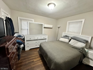 713 E 3rd Ave, Roselle, NJ 07203 - photo 6