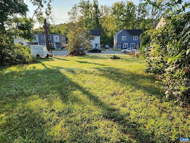 817 Nassau St unit 2, Charlottesville, VA 22902 - photo 5