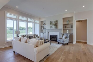 14905 S Haskins St, Olathe, KS 66062 - photo 5