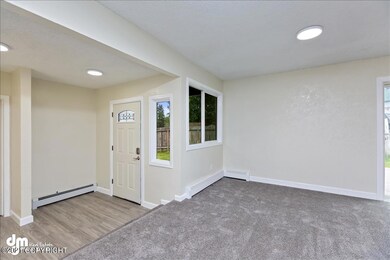 Living Room Unit 1 MS_2382