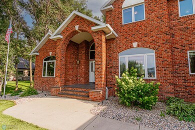 Front_4.jpg