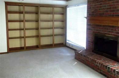 15707 Canterbury Forest Dr, Tomball, TX 77377 - photo 3