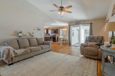 621 Walden Place, Jacksonville, NC 28546 - photo 7