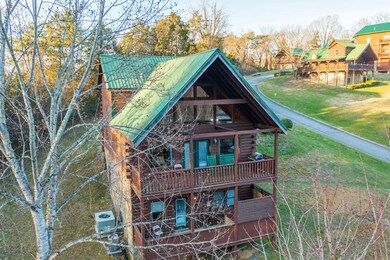 1663 Little Cabin Loop, Pigeon Forge, TN 37862 - photo 3