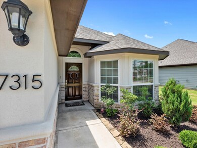 7315 Hoffman St, Houston, TX 77028 - photo 3