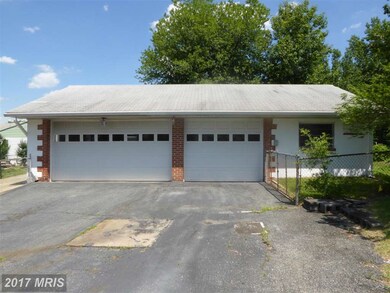 5401 76th Ave, Hyattsville, MD 20784 - photo 2