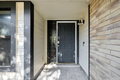 10243 Grand Meadow, San Antonio, TX 78239 - photo 5