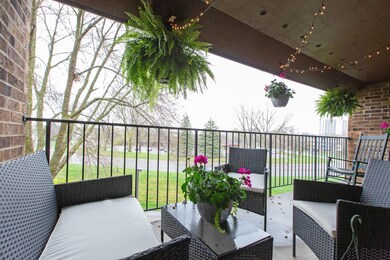 35 Nathan Ln N unit 310, Plymouth, MN 55441 - photo 2