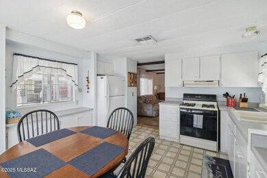 5636 W Circle Z St, Tucson, AZ 85713 - photo 7