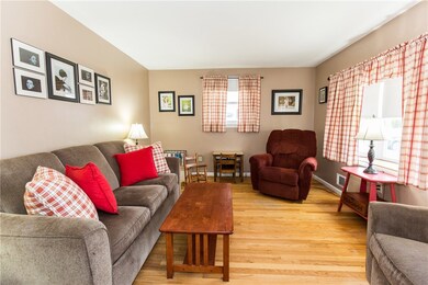 62 Hanover St, Warwick, RI 02886 - photo 6