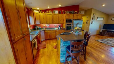 3114 Twin Creek Trail Ave unit 74, Cody, WY 82414 - photo 4