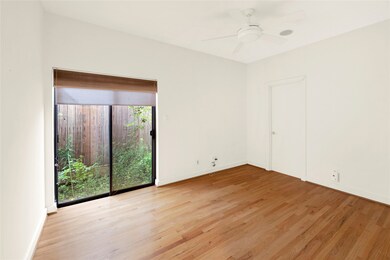 4202 Spencer St unit E, Houston, TX 77007 - photo 4