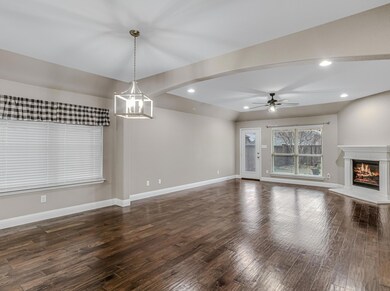 Move in ready, updated fixtures shown.