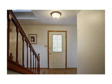 Entry/Foyer.