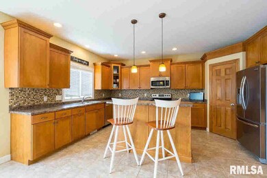 17 Nicholas Ct, Eldridge, IA 52748 - photo 7