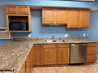 310 E 18th St, Scottsbluff, NE 69361 - photo 5