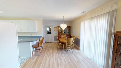 2213 Valley Dr, Winterville, NC 28590 - photo 4